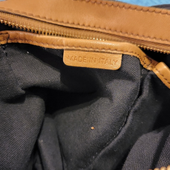Burberry handbag - Picture 13 of 16